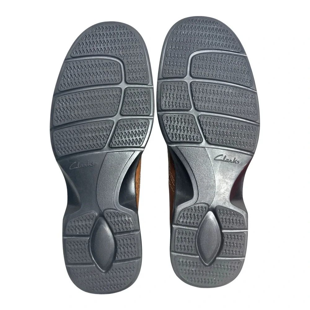 Clarks Leather Slip‑On Loafers Men's 9.5W‎ – Classic Premium Comfort